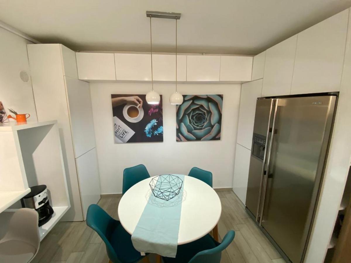 Beautiful Modern Apartment Craiova Dış mekan fotoğraf