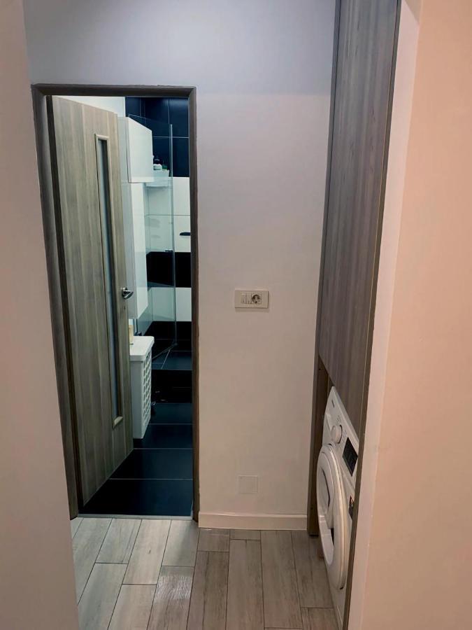 Beautiful Modern Apartment Craiova Dış mekan fotoğraf